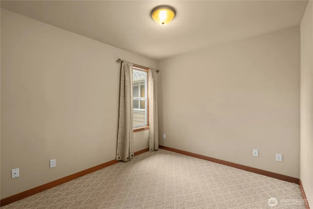 14819 35th Avenue W Lynnwood WA 98087