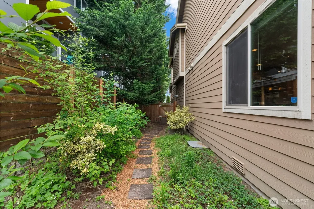 14819 35th Avenue W Lynnwood WA 98087