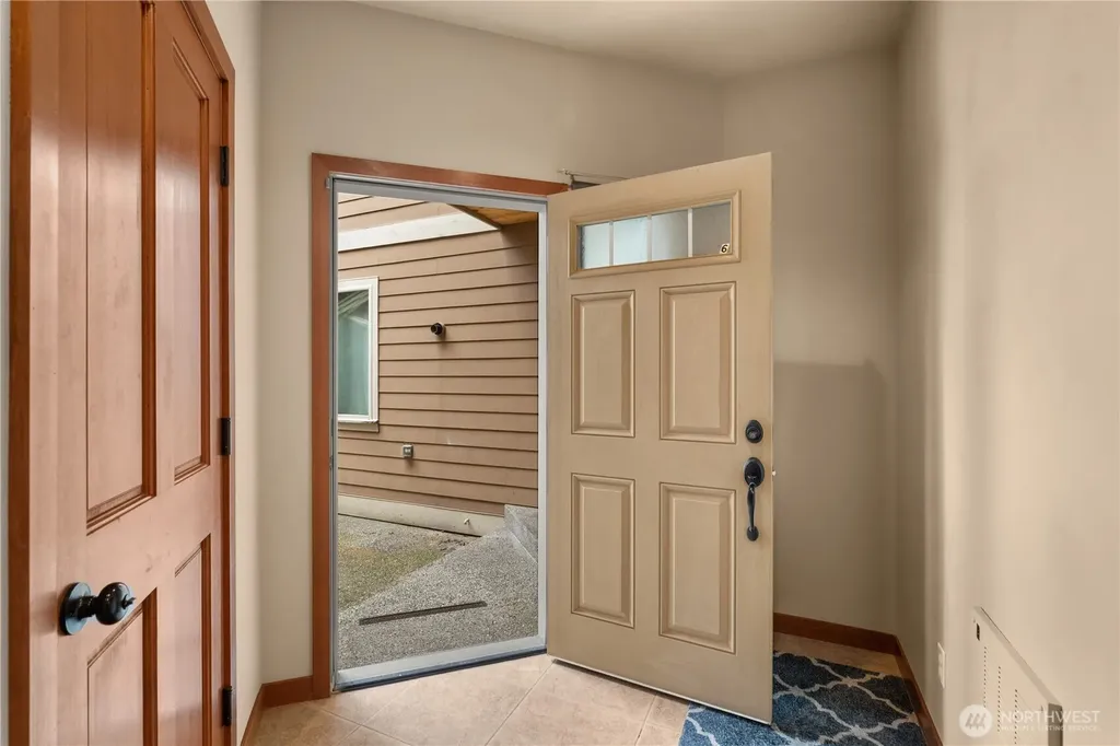 14819 35th Avenue W Lynnwood WA 98087
