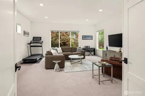 12345 SE 23rd Place Bellevue WA 98005