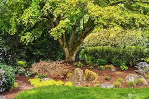 12345 SE 23rd Place Bellevue WA 98005