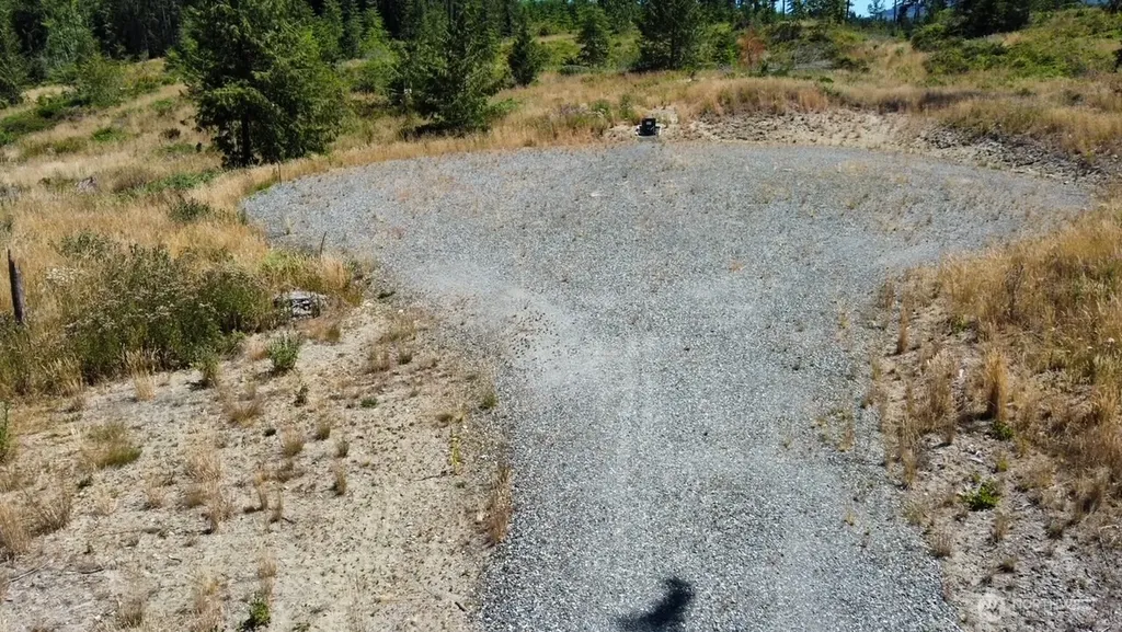 1422 E Sequim Bay Road Sequim WA 98382