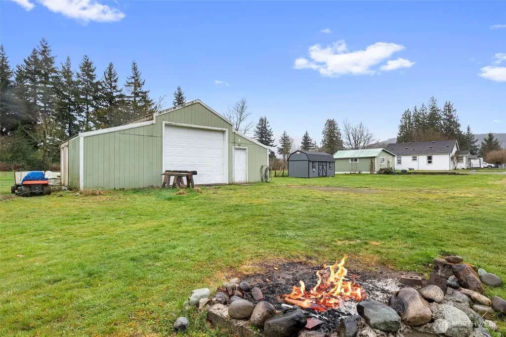 9715 Thurston Lane Sedro Woolley WA 98284