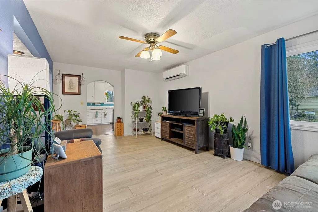 9715 Thurston Lane Sedro Woolley WA 98284