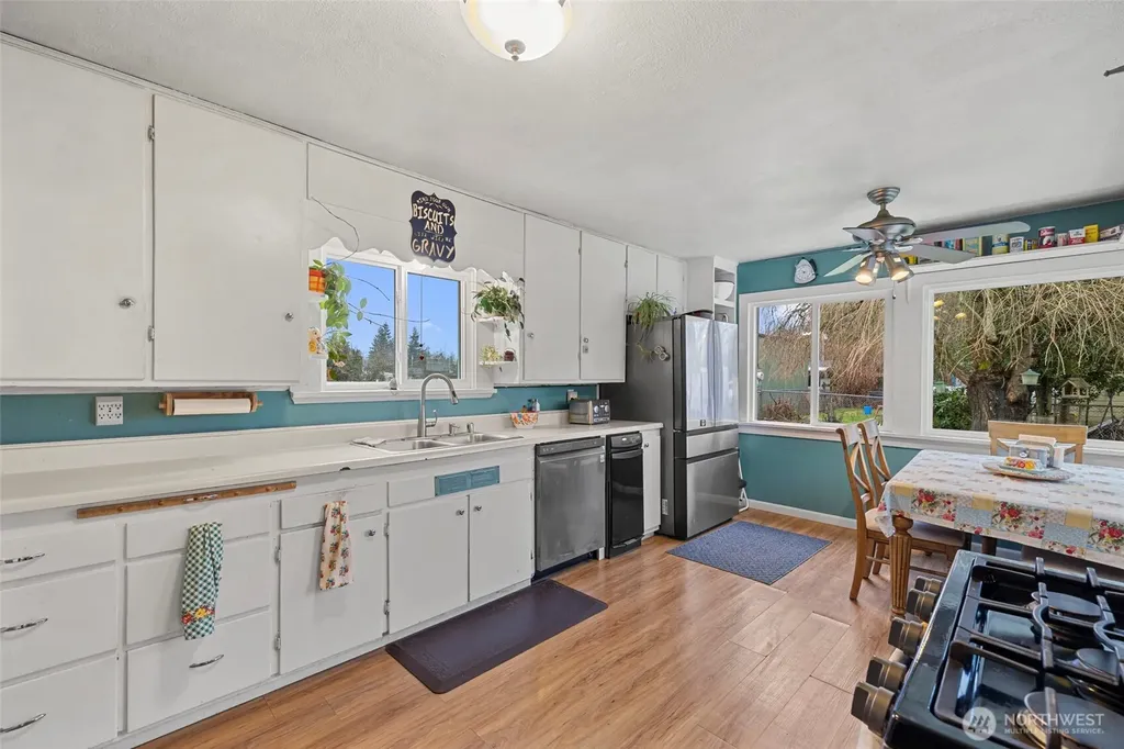 9715 Thurston Lane Sedro Woolley WA 98284