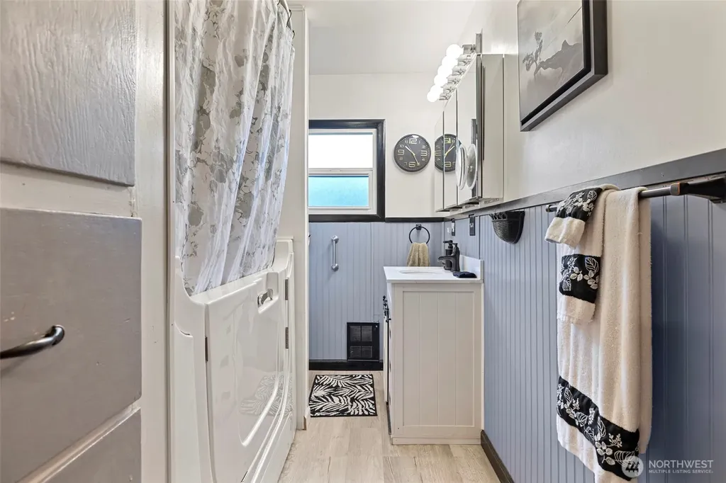 9715 Thurston Lane Sedro Woolley WA 98284