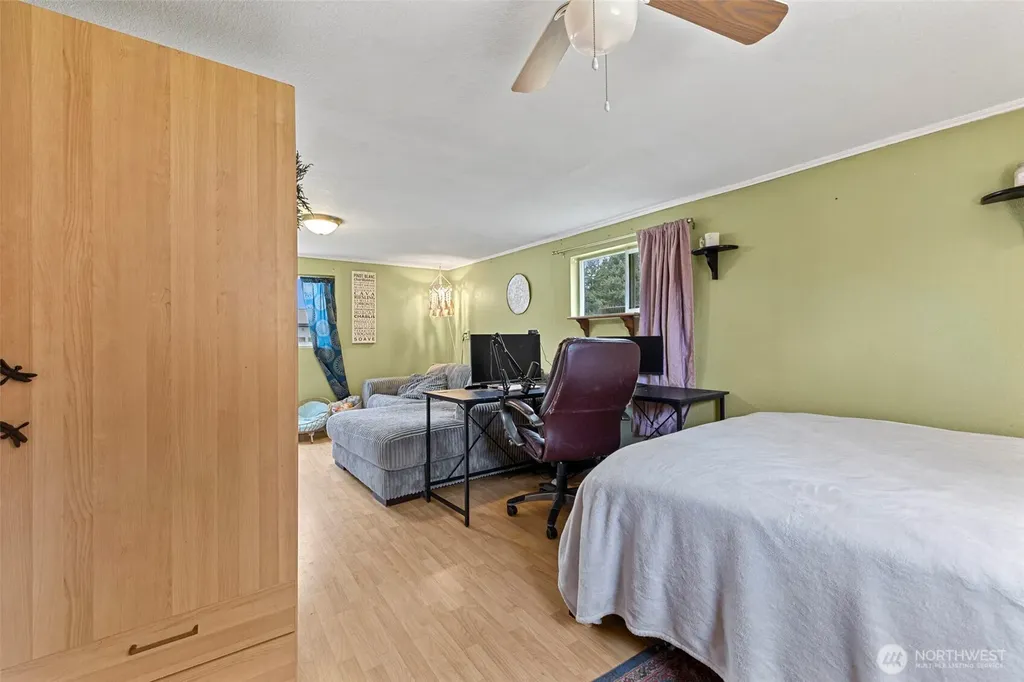 9715 Thurston Lane Sedro Woolley WA 98284