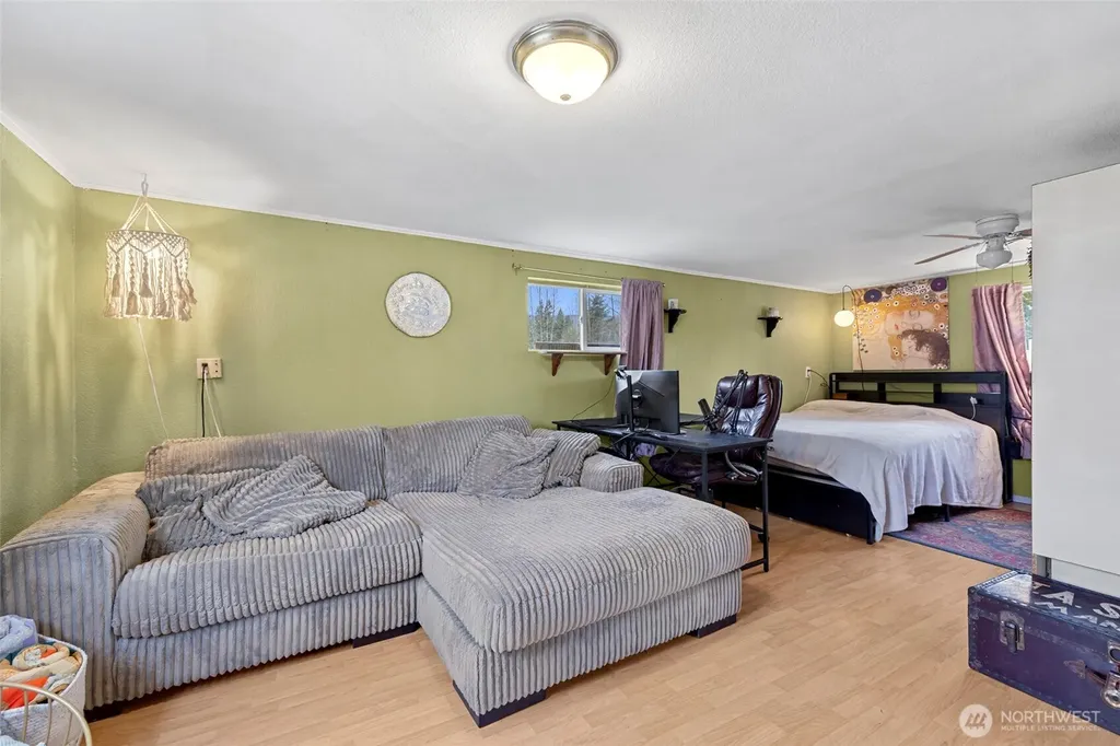 9715 Thurston Lane Sedro Woolley WA 98284