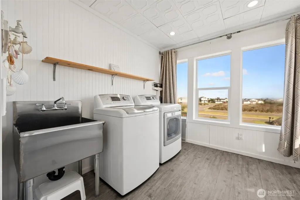 1191 Ocean Shores Boulevard SW Ocean Shores WA 98569