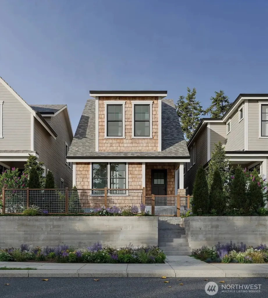9327 126th Avenue NE Kirkland WA 98033
