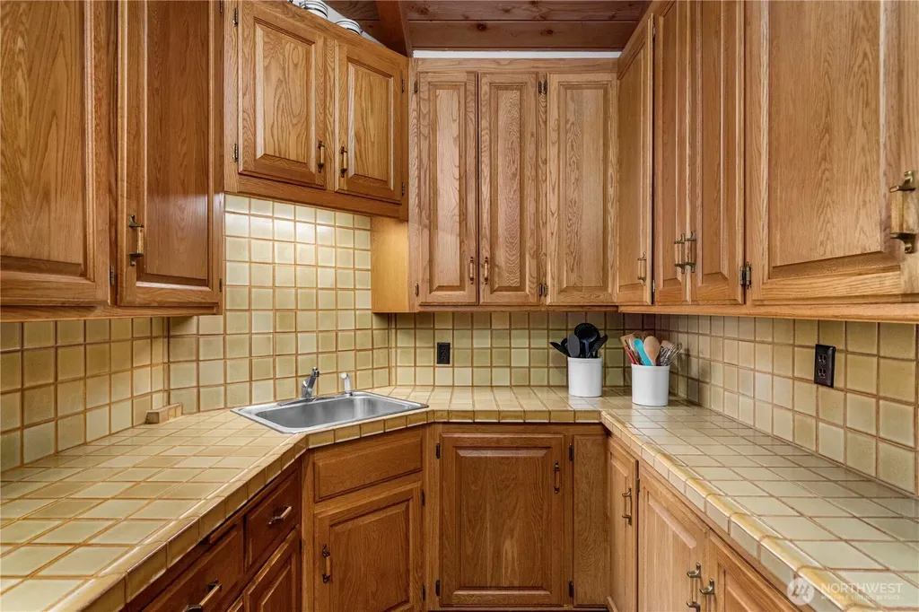491 Bachelor Road Sequim WA 98382