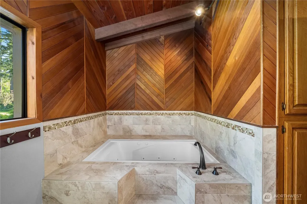 491 Bachelor Road Sequim WA 98382