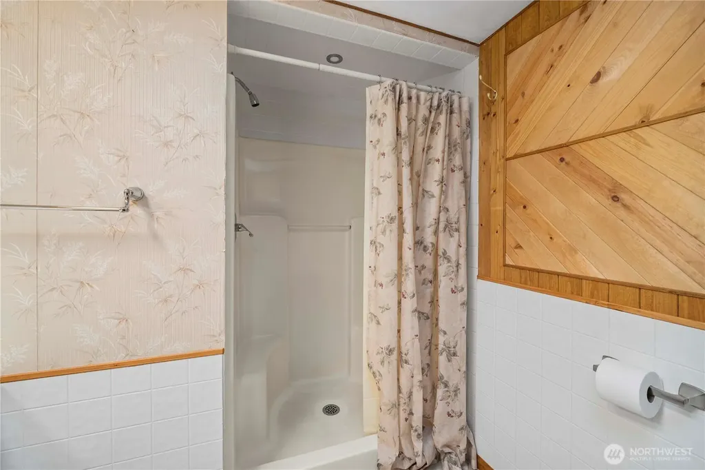 491 Bachelor Road Sequim WA 98382