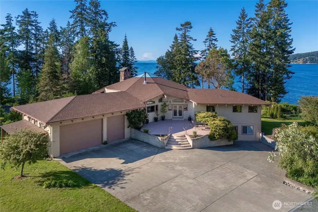 491 Bachelor Road Sequim WA 98382
