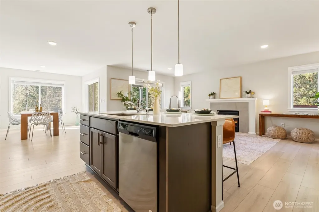 7801 24th Court SE Lacey WA 98503