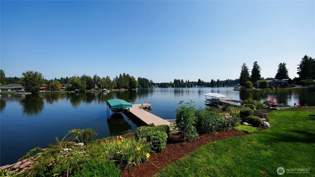 7240 Holmes Island Road SE Lacey WA 98503
