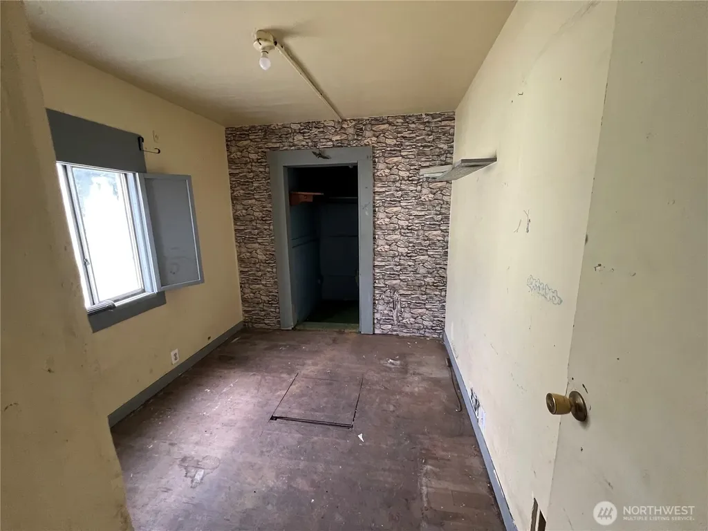 131 17th Avenue Longview WA 98632