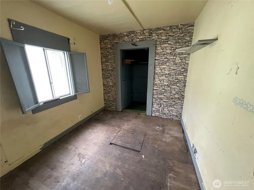 131 17th Avenue Longview WA 98632