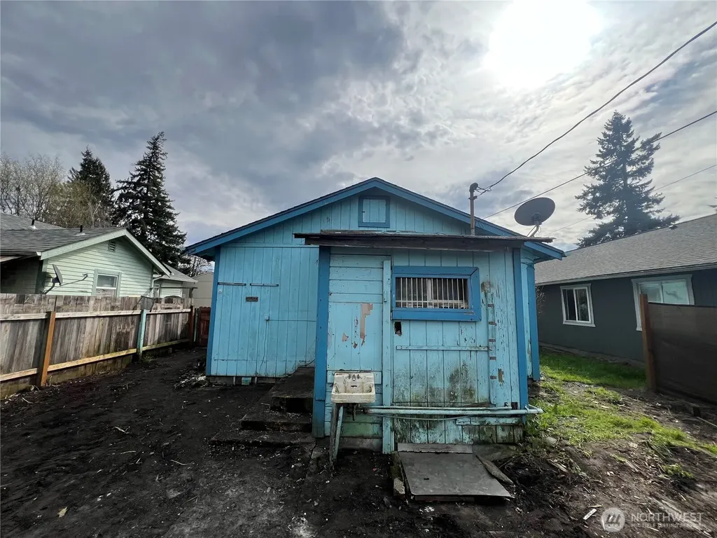 131 17th Avenue Longview WA 98632