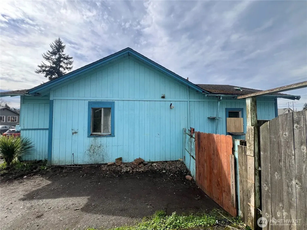 131 17th Avenue Longview WA 98632