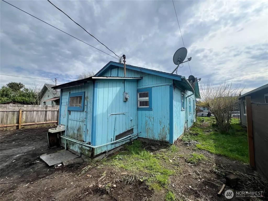 131 17th Avenue Longview WA 98632