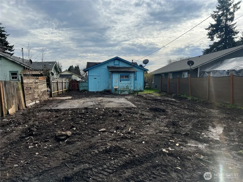131 17th Avenue Longview WA 98632