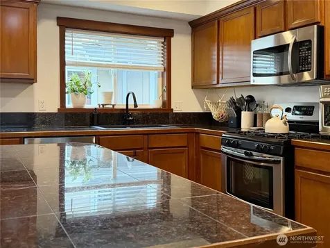 3012 NE 137th Street Seattle WA 98125