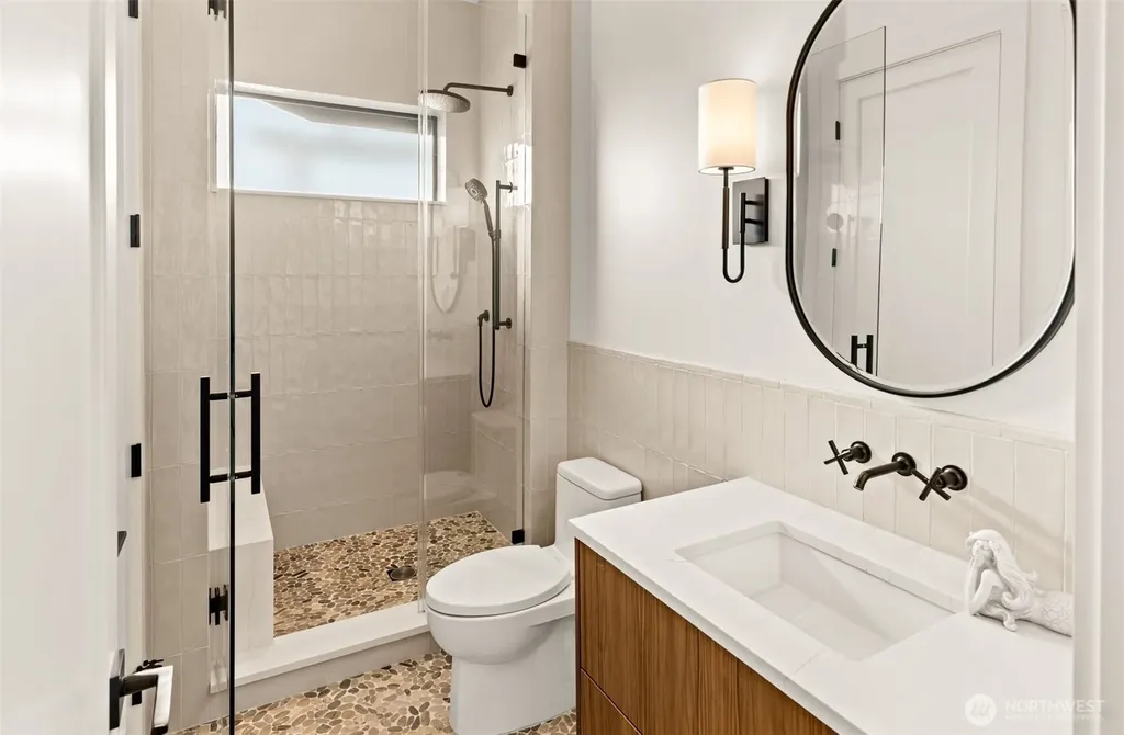 911 Dune Crest Westport WA 98595
