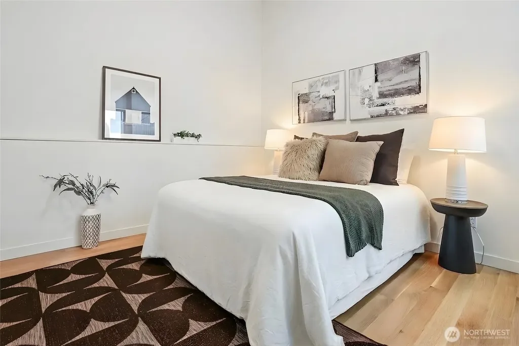 3641 22nd Avenue W Seattle WA 98199