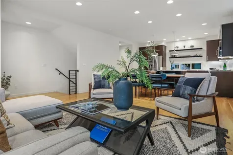 3641 22nd Avenue W Seattle WA 98199