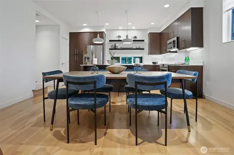 3641 22nd Avenue W Seattle WA 98199