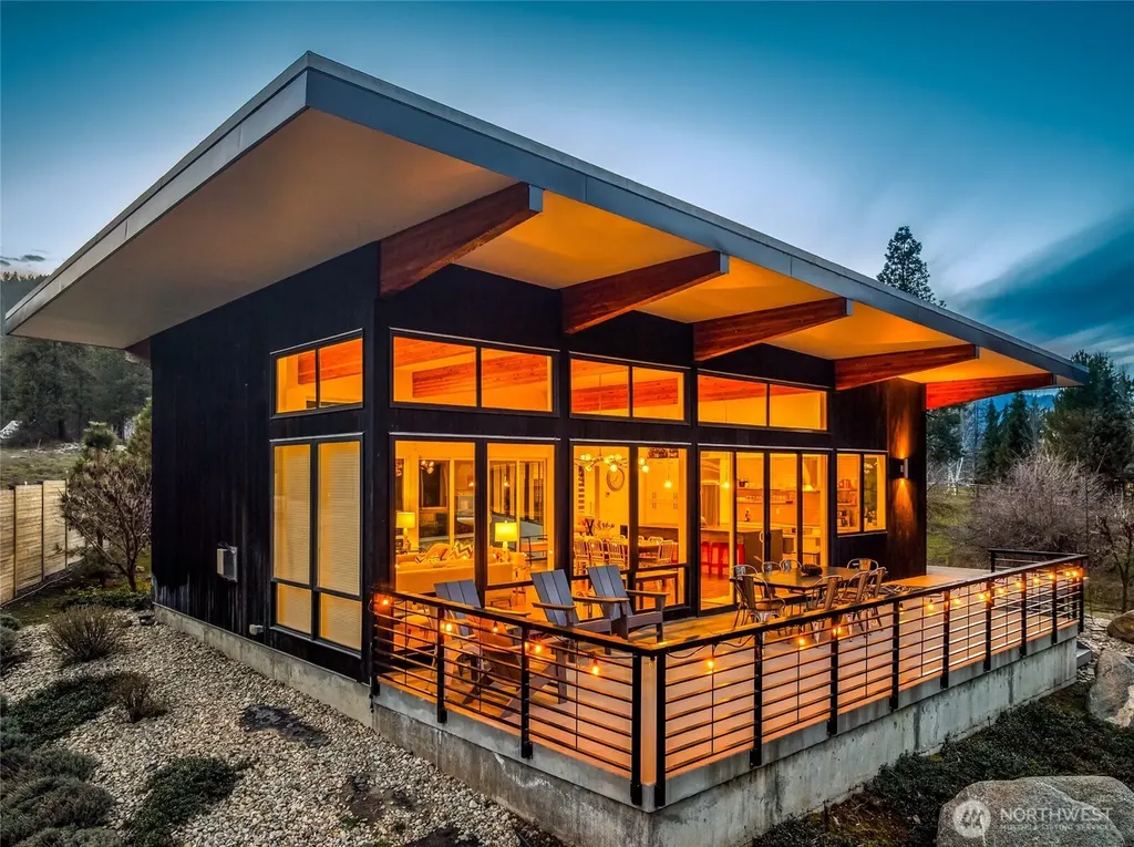 9275 Lone Pine Orchards Road Leavenworth WA 98826