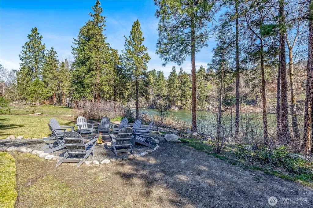 9275 Lone Pine Orchards Road Leavenworth WA 98826