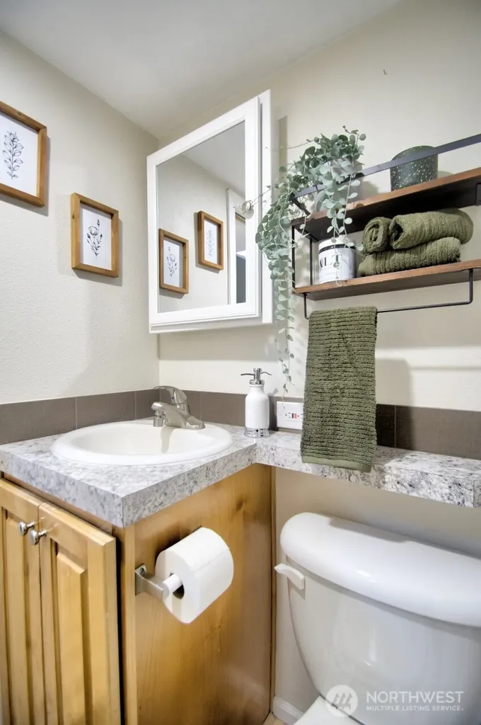 1546 Reservation Road SE Olympia WA 98513