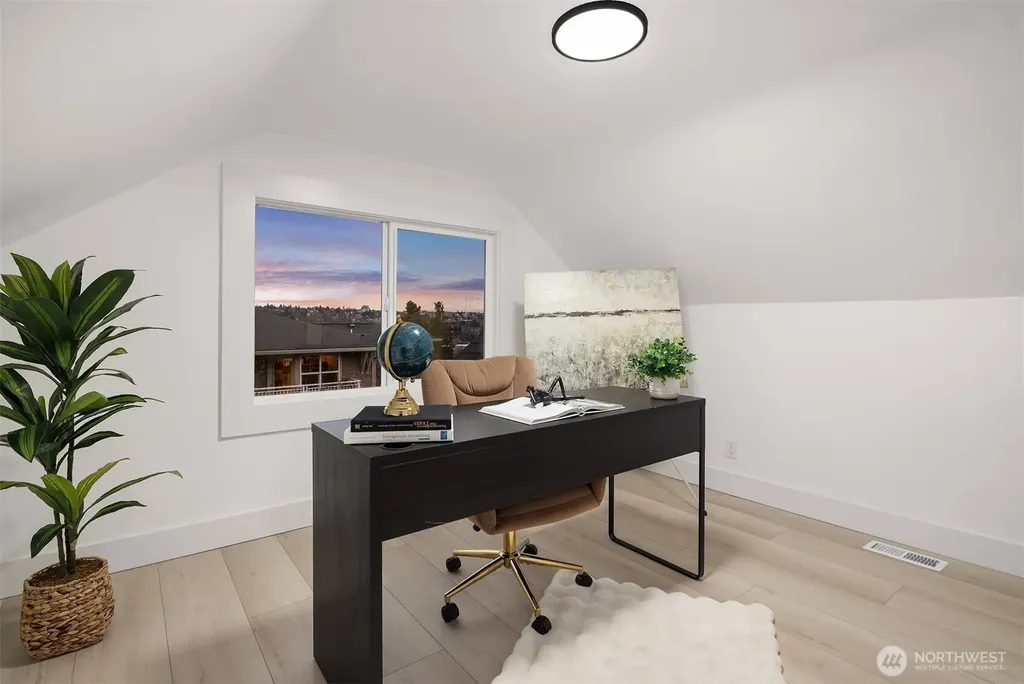 1412 Taylor Avenue N Seattle WA 98109