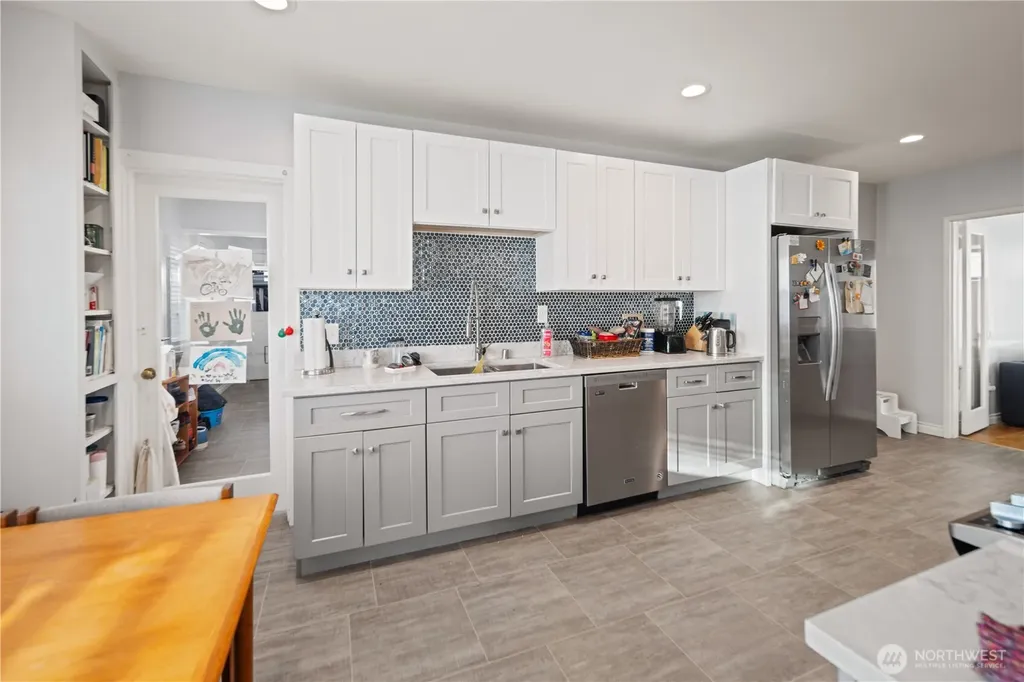 1788 Alki Avenue SW Seattle WA 98116