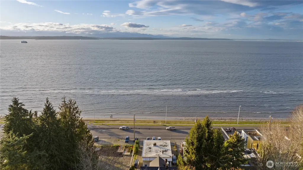 1788 Alki Avenue SW Seattle WA 98116