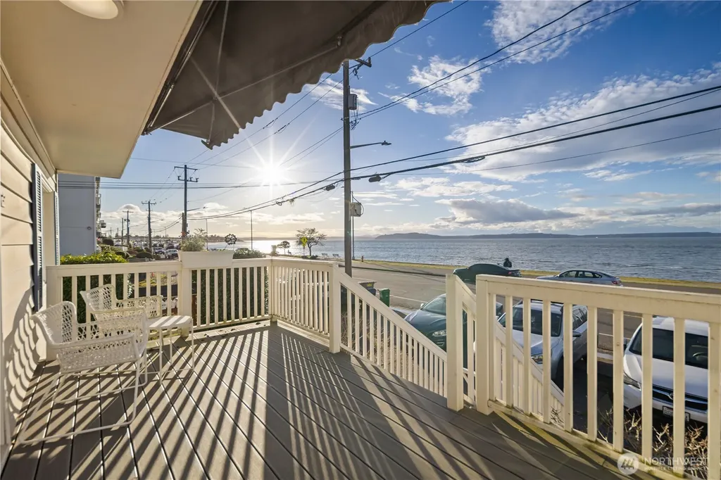 1788 Alki Avenue SW Seattle WA 98116