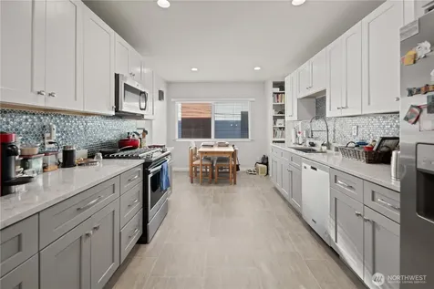 1788 Alki Avenue SW Seattle WA 98116