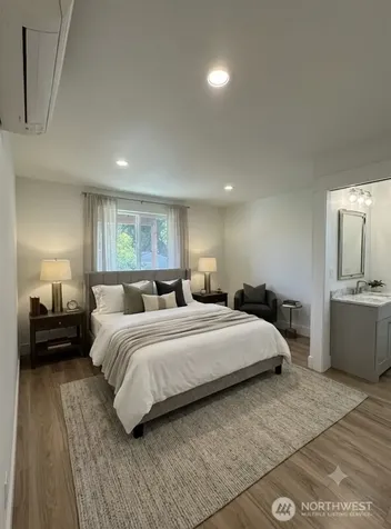 10434 1st Avenue S Seattle WA 98168