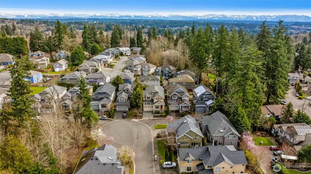 8835 NE 148th Place Kenmore WA 98028