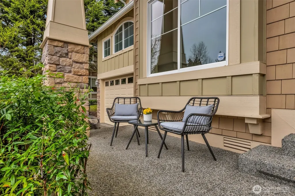 8835 NE 148th Place Kenmore WA 98028