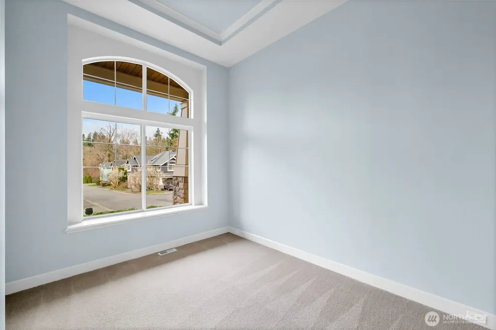 8835 NE 148th Place Kenmore WA 98028