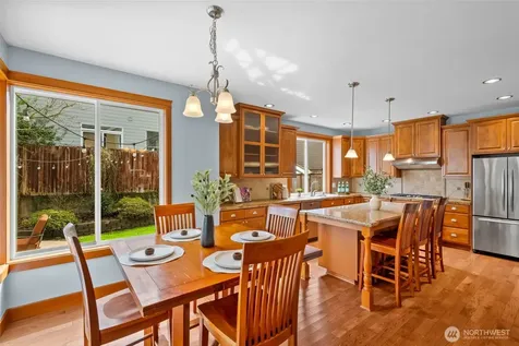 8835 NE 148th Place Kenmore WA 98028