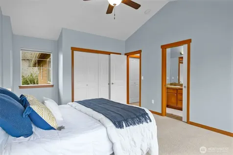 8835 NE 148th Place Kenmore WA 98028