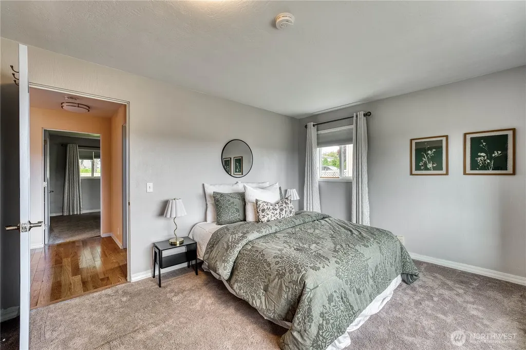 19656 Patriot Lane NW Poulsbo WA 98370