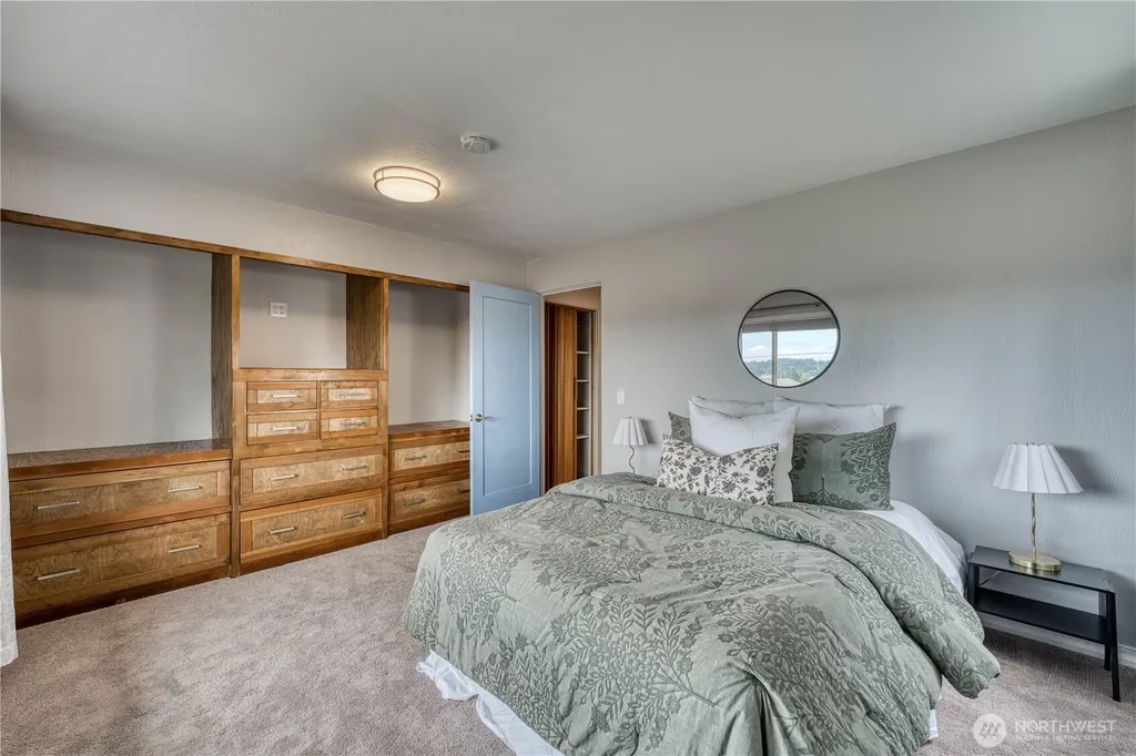 19656 Patriot Lane NW Poulsbo WA 98370
