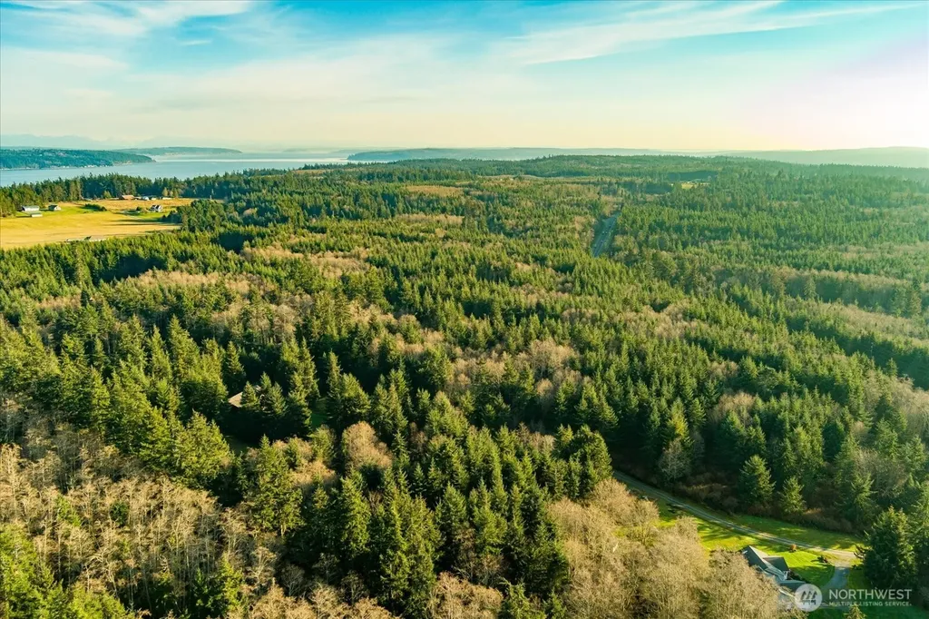 261 Aloha Place Coupeville WA 98239