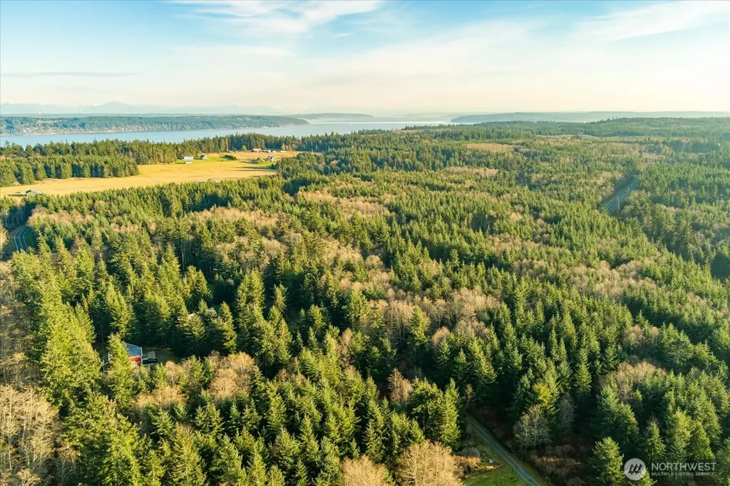 261 Aloha Place Coupeville WA 98239