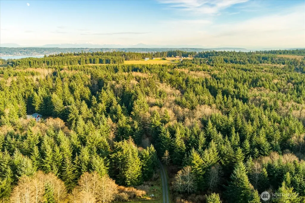 261 Aloha Place Coupeville WA 98239